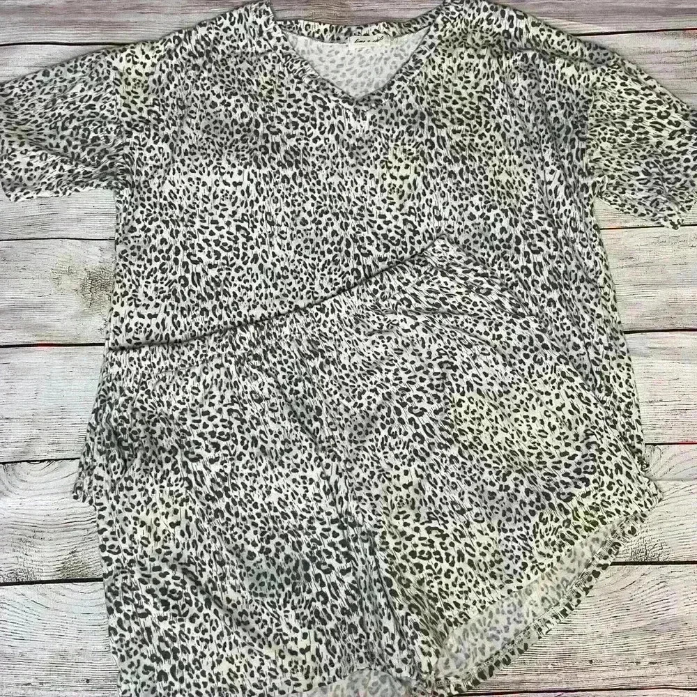 Leopard PJ Set - Picture 1 of 2